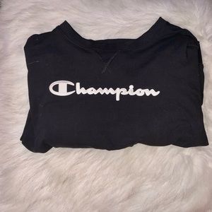 🥀lightly use size L champion crew sweatshirt🥀